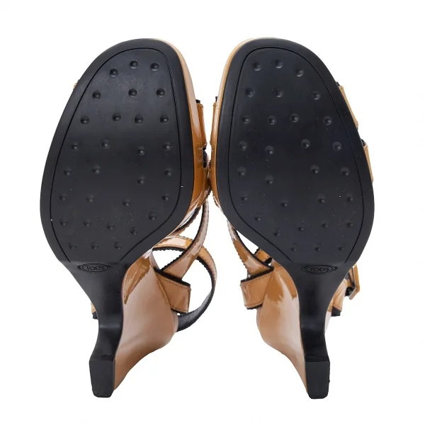 トッズTOD'S エナメルベルトストラップサンダル マスタード38(25位) K-120501_014
