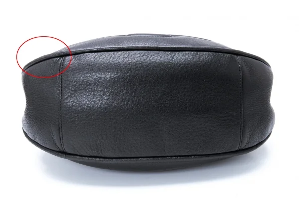 ヴィヴィアンウエストウッドVivienne Westwood オーブ型押しタッセル2WAYショルダーバッグ 黒 K-121170_010