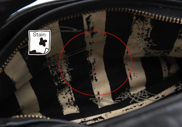 ヴィヴィアンウエストウッドVivienne Westwood オーブ型押しタッセル2WAYショルダーバッグ 黒 K-121170_015