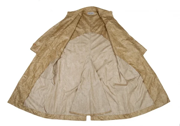 イッセイミヤケISSEY MIYAKE ポリ総柄プリントコート ベージュL K-121685_013
