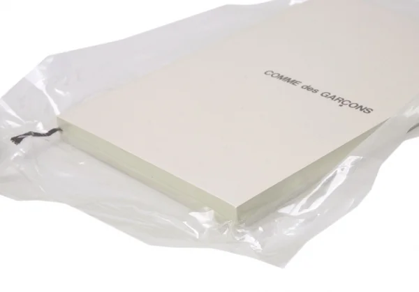 コムデギャルソンCOMME des GARCONS 真空パックノートブック(大) クリーム K-121921_002