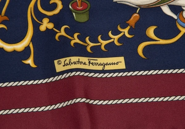 サルヴァトーレフェラガモ Salvatore Ferragamo イルカプリント