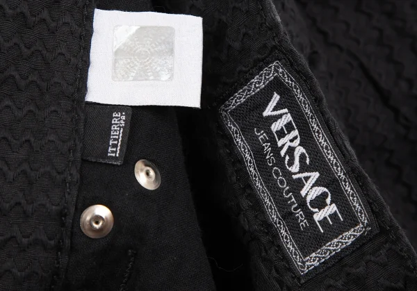 ヴェルサーチ ジーンズクチュールVERSACE JEANS COUTURE ジャガードメデューサボタンショートパンツ 黒38 K-122469_011