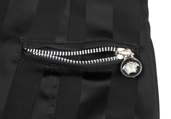 ヴェルサーチ ジーンズクチュールVERSACE JEANS COUTURE フロントジップストレッチストライプスカート 黒38 K-122473_005