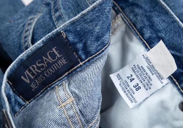 ヴェルサーチ ジーンズクチュールVERSACE JEANS COUTURE ウォッシュデニムストレートパンツ 水色38 K-122479_014