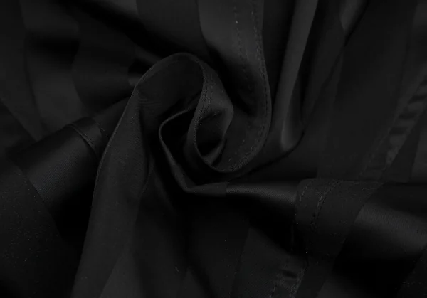 ヴェルサーチ ジーンズクチュールVERSACE JEAN COUTURE メデューサチャームジップデザインストライプブルゾン 黒S K-122490_015