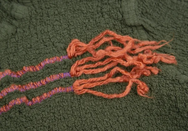 イッセイミヤケ ミーISSEY MIYAKE me フリンジステッチカリフラワータートルネックカットソー 緑F K-122518_007