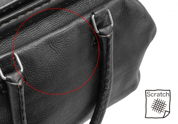 FENDI Leather Handbag K-123037_011