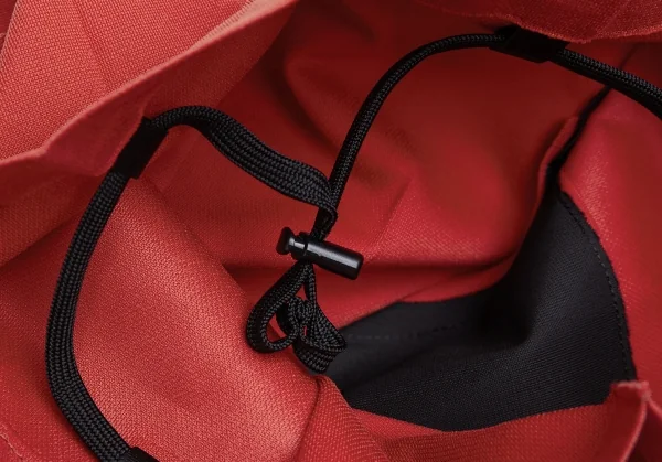 イッセイミヤケISSEY MIYAKE 132 5. OBI フラットプレスバックパック エンジF K-123064_010