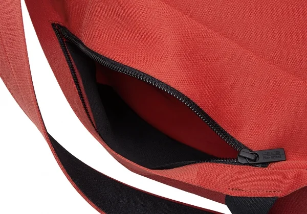 イッセイミヤケISSEY MIYAKE 132 5. OBI フラットプレスバックパック エンジF K-123064_007