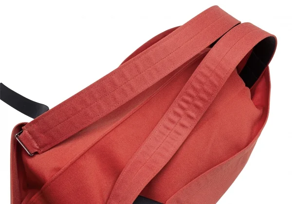 イッセイミヤケISSEY MIYAKE 132 5. OBI フラットプレスバックパック エンジF K-123064_008