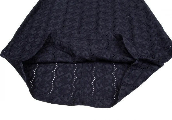 COMME des GARCONS Round-Hem Floral Lace Dress K-123165_014