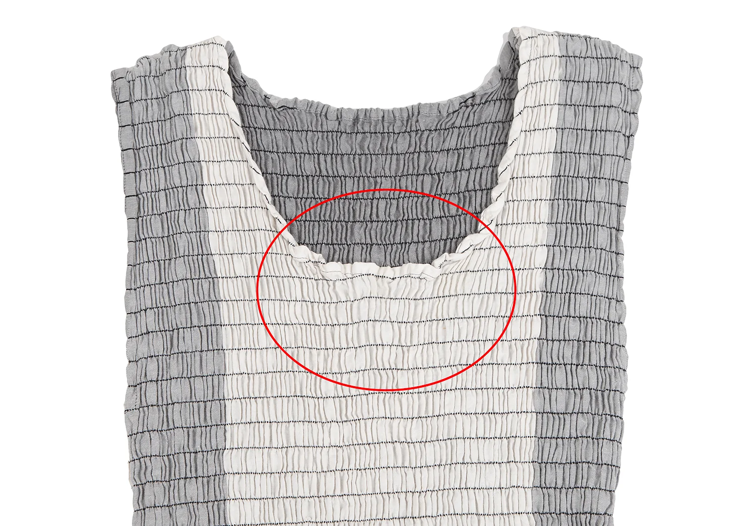 イッセイミヤケISSEY MIYAKE シャーリングモノクロパネルノースリーブ オフグレー2 【レディース】 イッセイミヤケISSEY MIYAKE シャーリングモノクロパネル