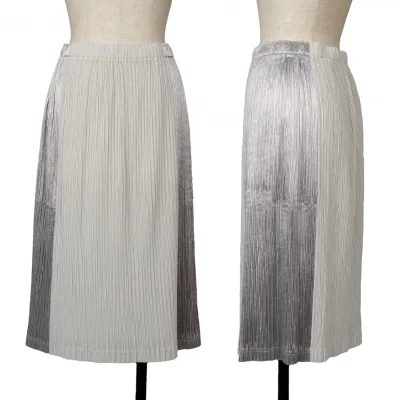 ISSEY MIYAKE アイボリー プリーツスカート M ISSEY MIYAKE アイボリー プリーツスカート M