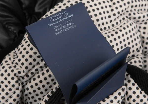 ヘルノHERNO ピンドットリバーシブルノーカラーダウンジャケット 黒42 K-123654_018