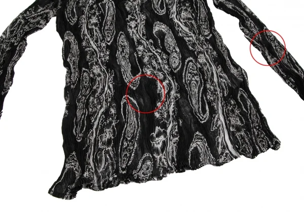 イッセイミヤケISSEY MIYAKEペイズリープリントシースループリーツハイネックカットソー 黒白M K-123672_008