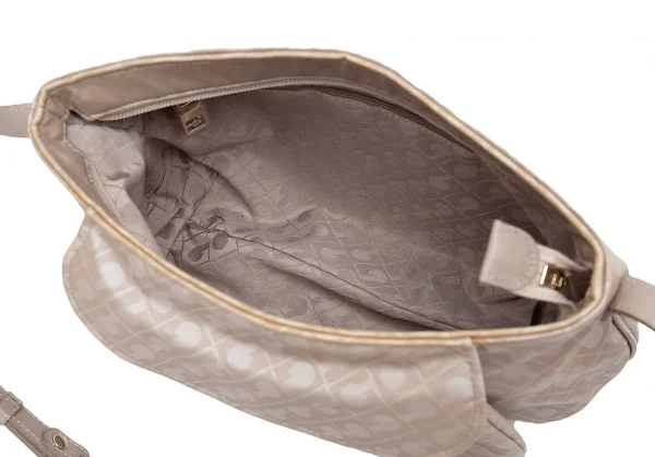 ゲラルディーニGHERARDINI ソフティモノグラムショルダーバッグ ベージュF K-123678_012