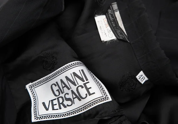 ジャンニヴェルサーチGIANNI VERSACE シルクピンストライプ3Bセットアップスーツ 黒48 K-124314_010