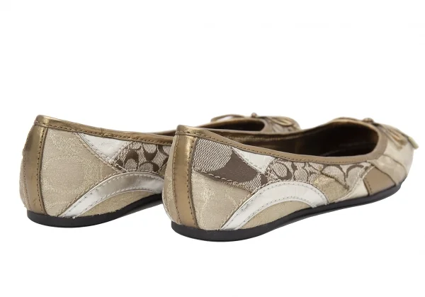 コーチCOACH シグネチャーパターン切り替えバレエシューズ ゴールド23cm位 K-124427_009
