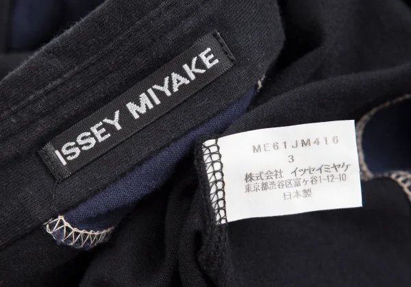 イッセイミヤケ メンISSEY MIYAKE MEN ストライプ切替ステッチデザインポロシャツ 紺黒3 K-124431_015