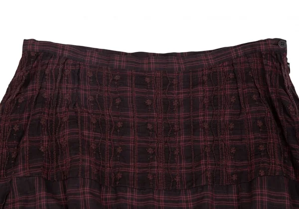 ISSEY MIYAKE HaaT Checker Switching Flower Embroidery Skirt K-124598_004