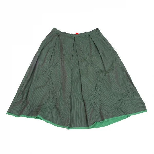 ISSEY MIYAKE HaaT Curve Switching Pinstripe Tuck Skirt K-124599_002