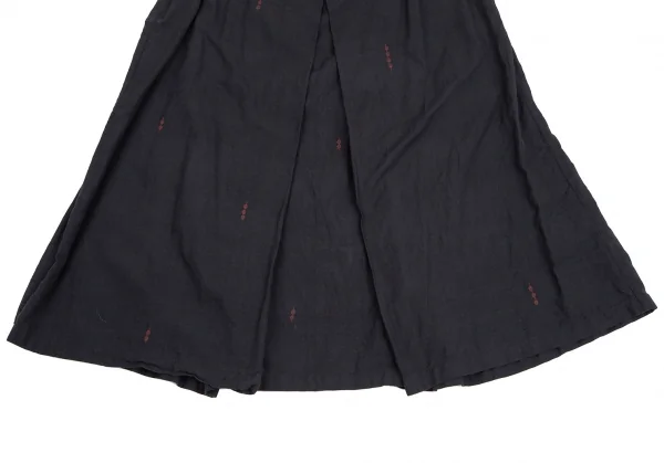ISSEY MIYAKE HaaT Allover Embroidery Skirt K-124604_012