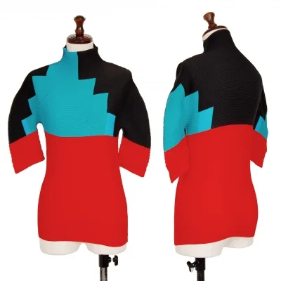 ISSEY MIYAKE me Color Switching Stretch Turtleneck T Shirt