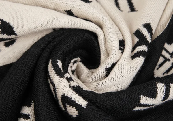 Yohji Yamamoto FEMME YY Monogram Jacquard Knit Stole K-124690_009