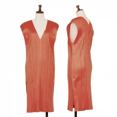 PLEATS PLEASE Pleated V Neck Sleeveless Tunic