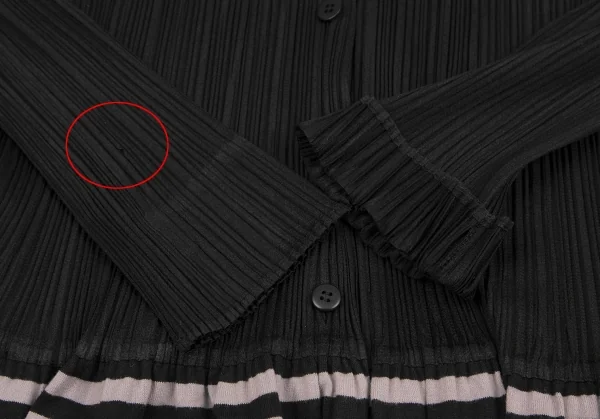 PLEATS PLEASE Hem Stripe Switching Pleated Shirt K-125400_008