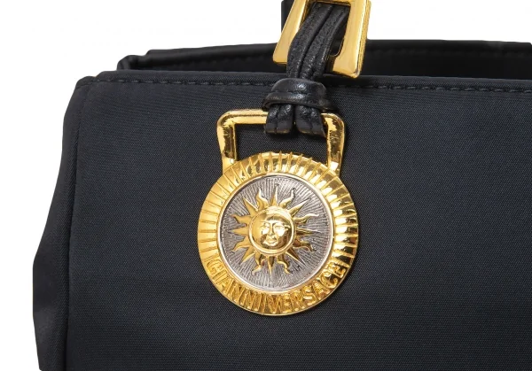 ジャンニヴェルサーチGIANNI VERSACE メデューサコンチョデザインナイロンバッグ 黒 K-126150_004