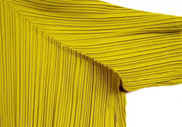 プリーツプリーズPLEATS PLEASE プリーツ切替デザインVネックノースリーブ マスタード3 K-126214_006