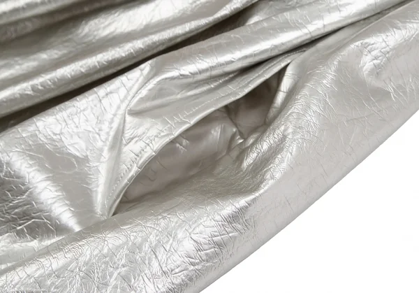 コムデギャルソンCOMME des GARCONS フェイクレザーメタリックスカート シルバーS K-126249_006