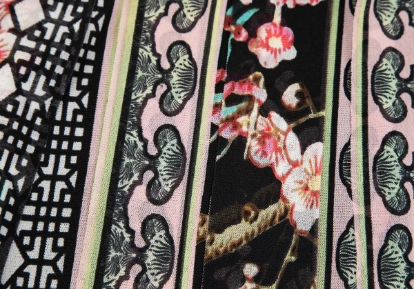 ヴィヴィアンタムVIVIENNETAM フラワープリント短冊カッティングパワーネットスカート 黒マルチ1 K-126723_006