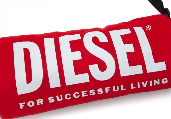 ディーゼルDIESEL ロゴショルダーバッグ 赤 K-126742_010
