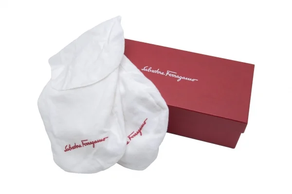 サルヴァトーレフェラガモ Salvatore Ferragamo リボントゥエナメルパンプス 黒5.5(23位) K-126750_013