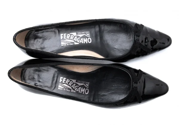 サルヴァトーレフェラガモ Salvatore Ferragamo リボントゥエナメルパンプス 黒5.5(23位) K-126750_002