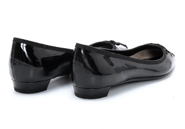 サルヴァトーレフェラガモ Salvatore Ferragamo リボントゥエナメルパンプス 黒5.5(23位) K-126750_008