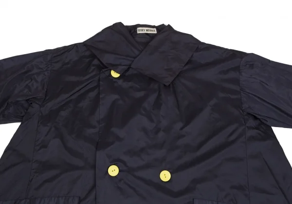 ISSEY MIYAKE Color Button Nylon Coat K-126879_003