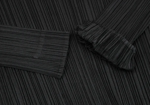 PLEATS PLEASE Layered V Neck T Shirt K-127031_006