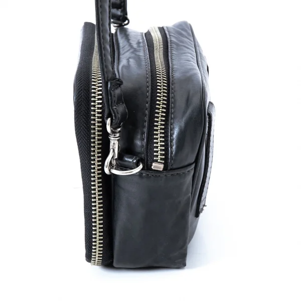 ジャンポールゴルチエJean Paul GAULTIER コーティングマルチポケットショルダーバッグ 黒 K-127218_003