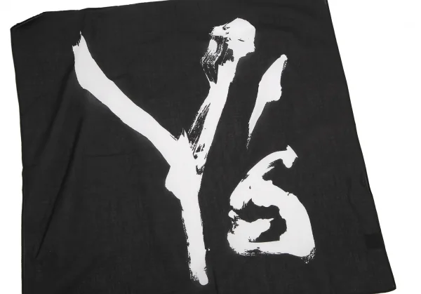 ワイズY's 達筆ロゴプリントスカーフ 黒 K-127522_002