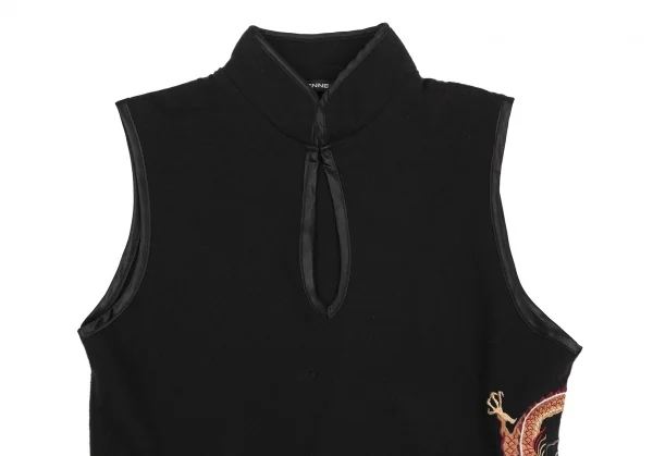 VIVIENNE TAM Dragon Embroidery Sleeveless Shirt K-127612_003
