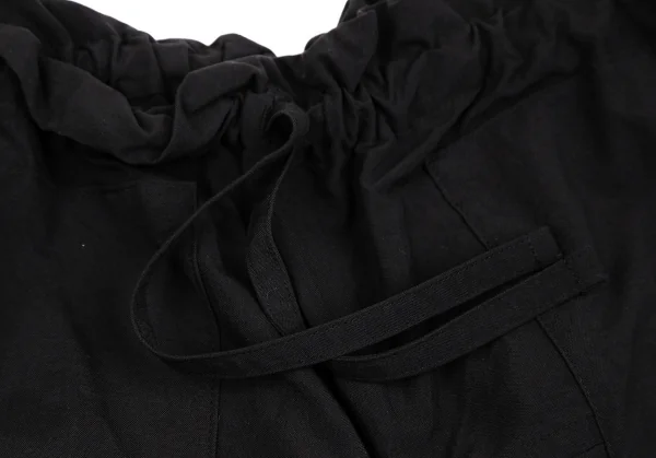 イッセイミヤケ ミーISSEY MIYAKE me ナイロンウエスト絞りワイドパンツ 黒F K-127994_004