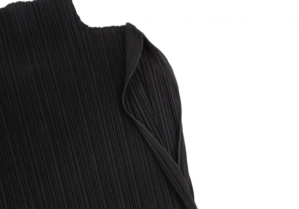 PLEATS PLEASE Turtle Neck Sleeveless Shirt K-128019_006