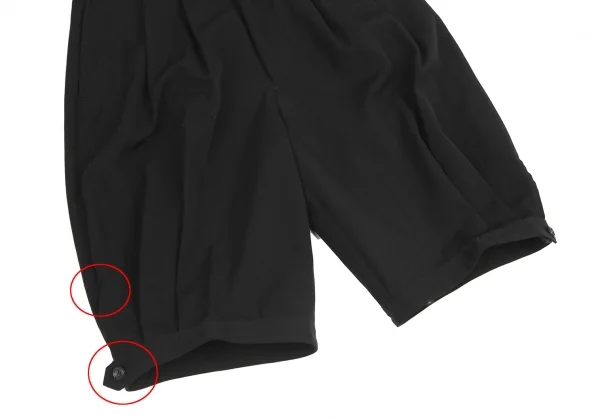 COMME des GARCONS Wool Gabardine Hem Tuck Button Shorts K-128036_006