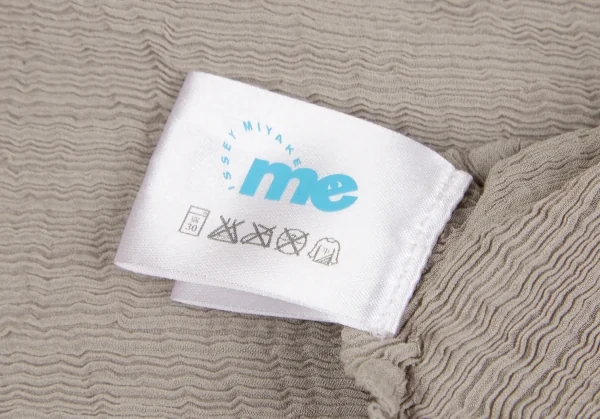 イッセイミヤケ ミーISSEY MIYAKE me クレープノーカラードレープシャツ ベージュF K-128372_014