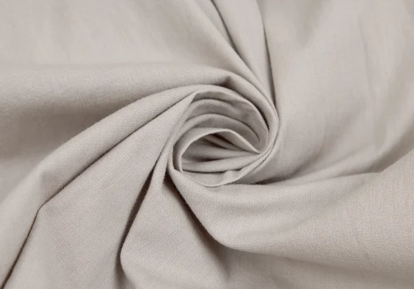 イッセイミヤケ ミーISSEY MIYAKE me フロントタックボックスシルエットワンピース ベージュF K-128383_012