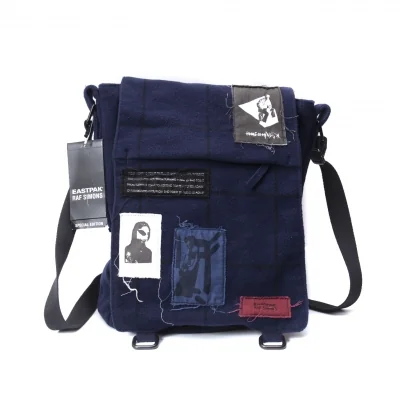 ラフシモンズ　イーストパック ラフシモンズ×イーストパックRAF SIMONS×EASTPAK パッチワーク